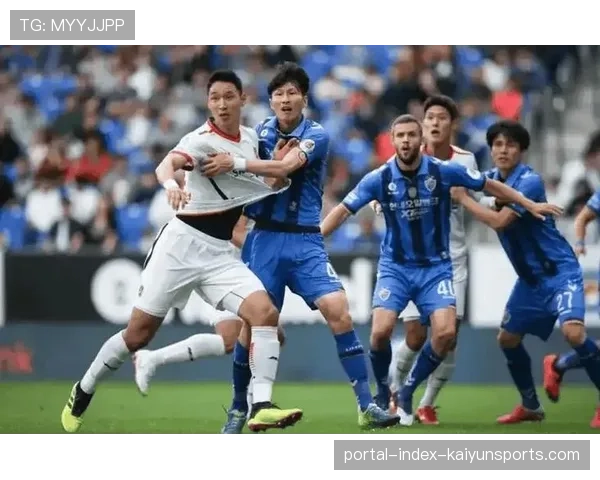 科隆四二三一阵型注重控球 边路传中为主要手段 科隆四二三一阵型注重控球 边路传中为主要手段